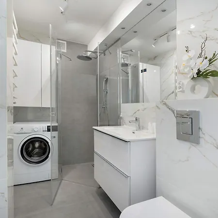 Apartment Przytulny I Jasny W Kolobrzegu By Renters