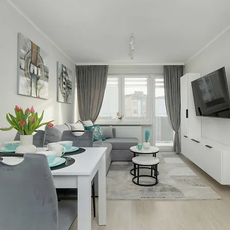 Przytulny I Jasny W Kolobrzegu By Renters Daire *