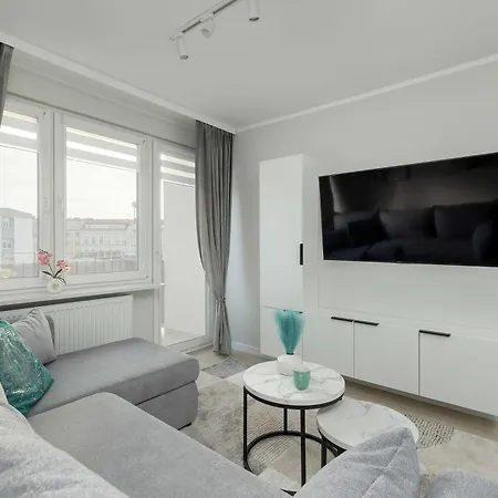 Przytulny I Jasny W Kolobrzegu By Renters Daire Kolobrzeg